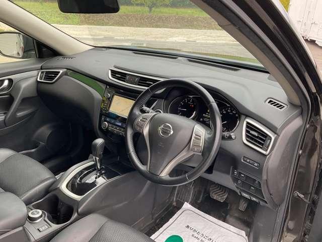 エクストレイル ２０ＸエクストリーマーＸエマージェンシーブレーキＰ　自社　ローン　自社分割　信用回復　純正ナビ　フルセグＴＶ　Ｂｌｕｅｔｏｏｔｈ　サンルーフ　パワーバックドア　衝突軽減ブレーキ　車線逸脱警報　クリアランスソナー　ルーフレール　シートヒーター　ＬＥＤヘッ（17枚目）