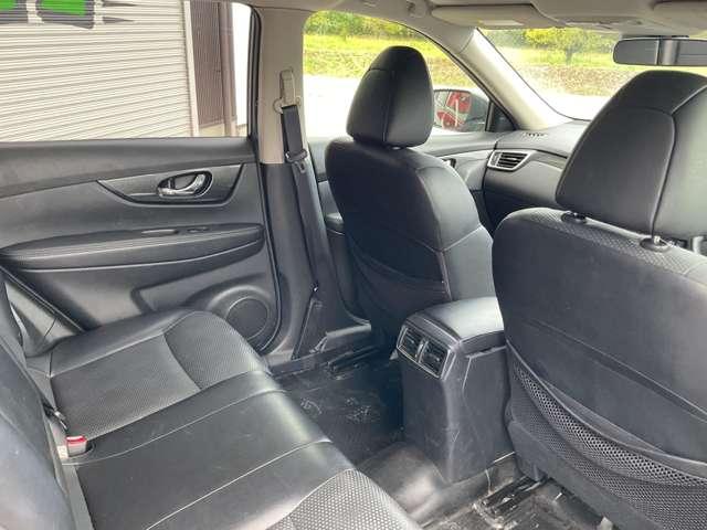 エクストレイル ２０ＸエクストリーマーＸエマージェンシーブレーキＰ　自社　ローン　自社分割　信用回復　純正ナビ　フルセグＴＶ　Ｂｌｕｅｔｏｏｔｈ　サンルーフ　パワーバックドア　衝突軽減ブレーキ　車線逸脱警報　クリアランスソナー　ルーフレール　シートヒーター　ＬＥＤヘッ（19枚目）