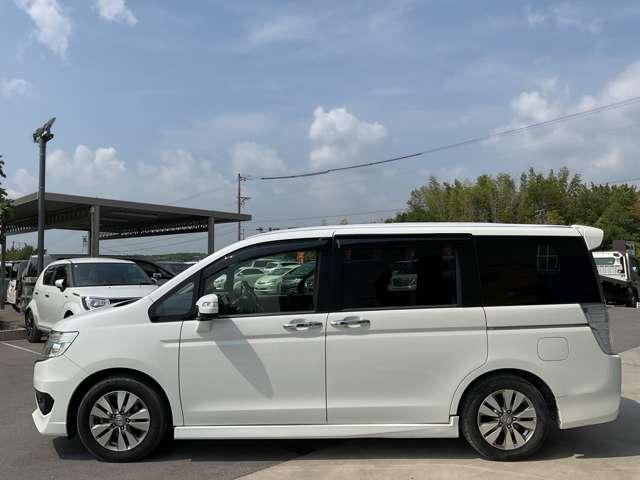 ステップワゴンスパーダ Ｓ　自社　ローン　信用回復ローン　純正９インチＨＤＤナビ・フルセグＴＶ・Ｂｌｕｅｔｏｏｔｈ・ＤＶＤ・バックカメラ・ＥＴＣ・ＨＩＤライト　両側電動スライドドア・クルーズコントロール・アイドリングストップ・パ（11枚目）