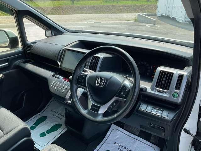 ステップワゴンスパーダ Ｓ　自社　ローン　信用回復ローン　純正９インチＨＤＤナビ・フルセグＴＶ・Ｂｌｕｅｔｏｏｔｈ・ＤＶＤ・バックカメラ・ＥＴＣ・ＨＩＤライト　両側電動スライドドア・クルーズコントロール・アイドリングストップ・パ（17枚目）