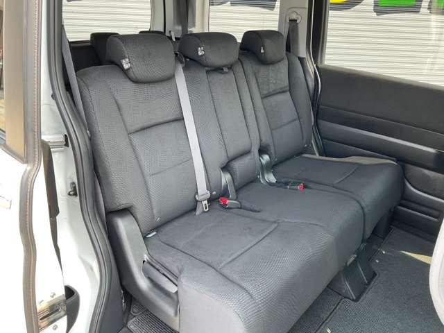 ステップワゴンスパーダ Ｓ　自社　ローン　信用回復ローン　純正９インチＨＤＤナビ・フルセグＴＶ・Ｂｌｕｅｔｏｏｔｈ・ＤＶＤ・バックカメラ・ＥＴＣ・ＨＩＤライト　両側電動スライドドア・クルーズコントロール・アイドリングストップ・パ（20枚目）