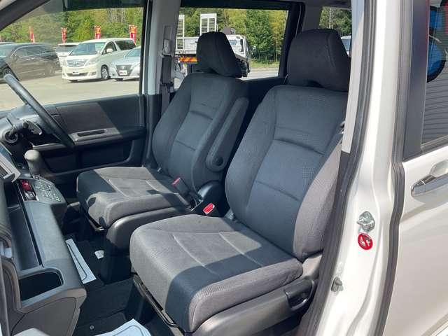 ステップワゴンスパーダ Ｓ　自社　ローン　信用回復ローン　純正９インチＨＤＤナビ・フルセグＴＶ・Ｂｌｕｅｔｏｏｔｈ・ＤＶＤ・バックカメラ・ＥＴＣ・ＨＩＤライト　両側電動スライドドア・クルーズコントロール・アイドリングストップ・パ（27枚目）