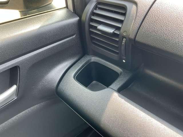 ステップワゴンスパーダ Ｓ　自社　ローン　信用回復ローン　純正９インチＨＤＤナビ・フルセグＴＶ・Ｂｌｕｅｔｏｏｔｈ・ＤＶＤ・バックカメラ・ＥＴＣ・ＨＩＤライト　両側電動スライドドア・クルーズコントロール・アイドリングストップ・パ（37枚目）