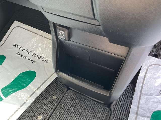 ステップワゴンスパーダ Ｓ　自社　ローン　信用回復ローン　純正９インチＨＤＤナビ・フルセグＴＶ・Ｂｌｕｅｔｏｏｔｈ・ＤＶＤ・バックカメラ・ＥＴＣ・ＨＩＤライト　両側電動スライドドア・クルーズコントロール・アイドリングストップ・パ（41枚目）