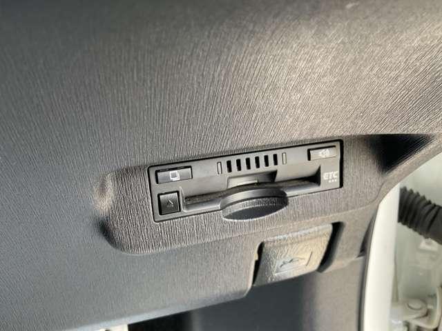 プリウス １．８　Ｓ　ツーリングセレクション　Ｇ’ｓ　自社　ローン　信用回復ローン　ディーラー純正ＨＤＤナビ　フルセグＴＶ　Ｂｌｕｅｔｏｏｔｈ　ステアリングリモコン　バックカメラ　ＥＴＣ　コムテックドライブレコーダー　１８インチアルミ　社外ウッドコンビハ（37枚目）