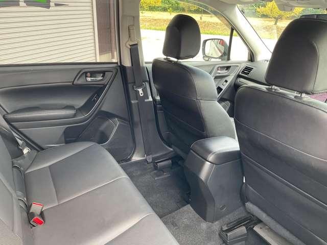 フォレスター ２．０ＸＴ　アイサイト　４ＷＤ　自社　ローン　信用回復ローン　　ナビ・フルセグＴＶ・Ｂｌｕｅｔｏｏｔｈ・バックカメラ・ＥＴＣ・パワーバックドア・アイサイト・車線逸脱警報・衝突軽減ブレーキ・誤発進抑制・フルレザーシート・電動シート・シ（15枚目）