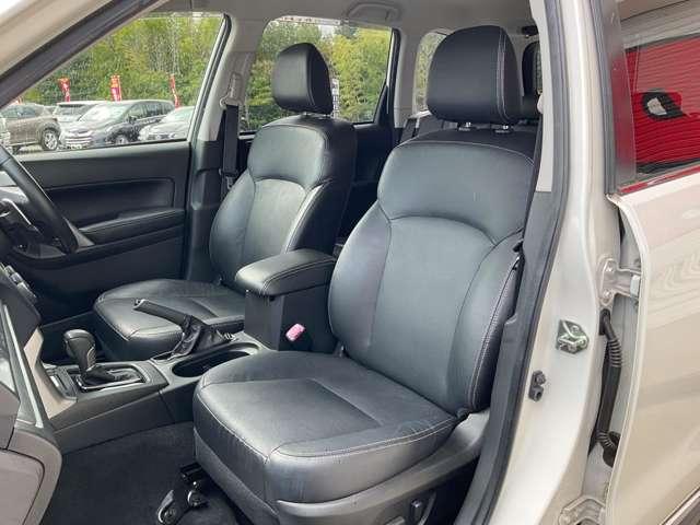 フォレスター ２．０ＸＴ　アイサイト　４ＷＤ　自社　ローン　信用回復ローン　　ナビ・フルセグＴＶ・Ｂｌｕｅｔｏｏｔｈ・バックカメラ・ＥＴＣ・パワーバックドア・アイサイト・車線逸脱警報・衝突軽減ブレーキ・誤発進抑制・フルレザーシート・電動シート・シ（22枚目）