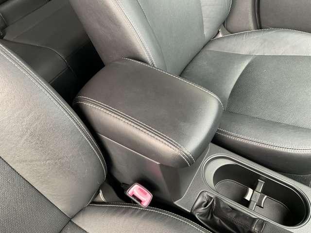 フォレスター ２．０ＸＴ　アイサイト　４ＷＤ　自社　ローン　信用回復ローン　　ナビ・フルセグＴＶ・Ｂｌｕｅｔｏｏｔｈ・バックカメラ・ＥＴＣ・パワーバックドア・アイサイト・車線逸脱警報・衝突軽減ブレーキ・誤発進抑制・フルレザーシート・電動シート・シ（34枚目）