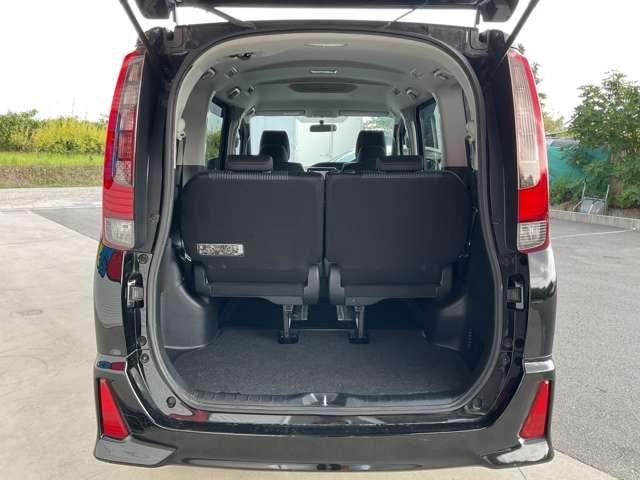 ノア Ｓｉ　自社　ローン　信用回復ローン　パナソニックＳＤナビ　フルセグＴＶ　ｂｌｕｅｔｏｏｔｈ（通話）　両側電動スライドドア　バックカメラ　ＥＴＣ　ＬＥＤオートライト　アイドリングストップ　オートリトラミラー（19枚目）