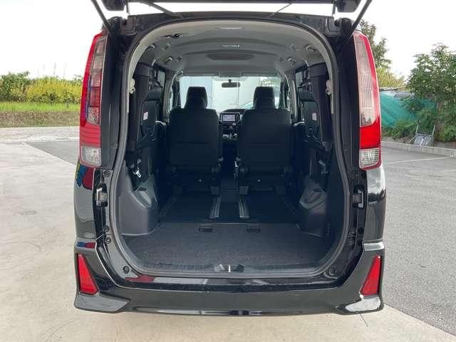 ノア Ｓｉ　自社　ローン　信用回復ローン　パナソニックＳＤナビ　フルセグＴＶ　ｂｌｕｅｔｏｏｔｈ（通話）　両側電動スライドドア　バックカメラ　ＥＴＣ　ＬＥＤオートライト　アイドリングストップ　オートリトラミラー（20枚目）