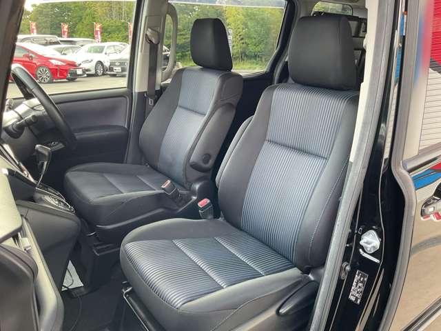 ノア Ｓｉ　自社　ローン　信用回復ローン　パナソニックＳＤナビ　フルセグＴＶ　ｂｌｕｅｔｏｏｔｈ（通話）　両側電動スライドドア　バックカメラ　ＥＴＣ　ＬＥＤオートライト　アイドリングストップ　オートリトラミラー（24枚目）