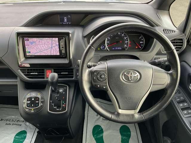 ノア Ｓｉ　自社　ローン　信用回復ローン　パナソニックＳＤナビ　フルセグＴＶ　ｂｌｕｅｔｏｏｔｈ（通話）　両側電動スライドドア　バックカメラ　ＥＴＣ　ＬＥＤオートライト　アイドリングストップ　オートリトラミラー（26枚目）