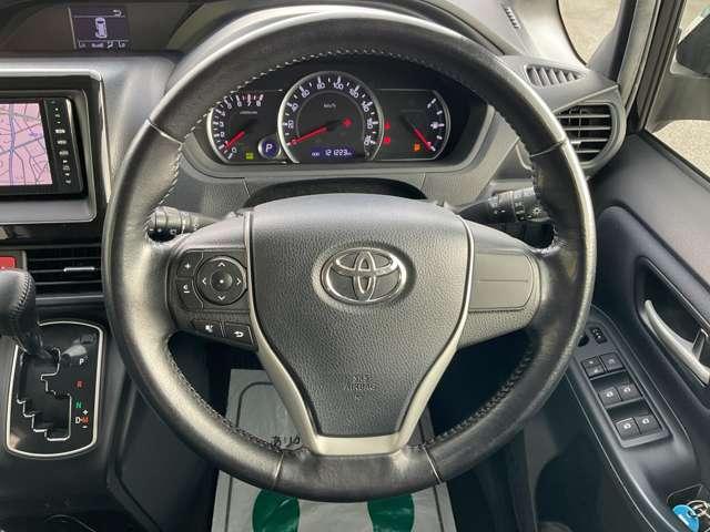 ノア Ｓｉ　自社　ローン　信用回復ローン　パナソニックＳＤナビ　フルセグＴＶ　ｂｌｕｅｔｏｏｔｈ（通話）　両側電動スライドドア　バックカメラ　ＥＴＣ　ＬＥＤオートライト　アイドリングストップ　オートリトラミラー（27枚目）