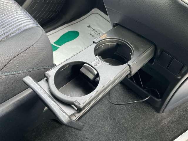 ノア Ｓｉ　自社　ローン　信用回復ローン　パナソニックＳＤナビ　フルセグＴＶ　ｂｌｕｅｔｏｏｔｈ（通話）　両側電動スライドドア　バックカメラ　ＥＴＣ　ＬＥＤオートライト　アイドリングストップ　オートリトラミラー（37枚目）