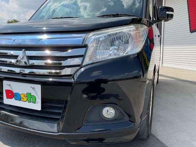 デリカＤ：２ ハイブリッドＳＺ　ナビパッケージ　自社　ローン　信用回復ローン　純正ナビ　フルセグＴＶ　Ｂｌｕｅｔｏｏｔｈ　アラウンドビュー　両側電動スライドドア　純正アルミホイール　衝突軽減ブレーキ　誤発進抑制　車線逸脱警報　シートヒーター　クルー（14枚目）