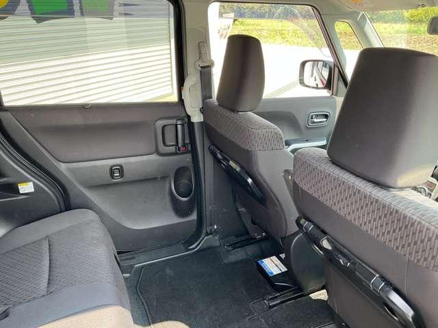 デリカＤ：２ ハイブリッドＳＺ　ナビパッケージ　自社　ローン　信用回復ローン　純正ナビ　フルセグＴＶ　Ｂｌｕｅｔｏｏｔｈ　アラウンドビュー　両側電動スライドドア　純正アルミホイール　衝突軽減ブレーキ　誤発進抑制　車線逸脱警報　シートヒーター　クルー（18枚目）