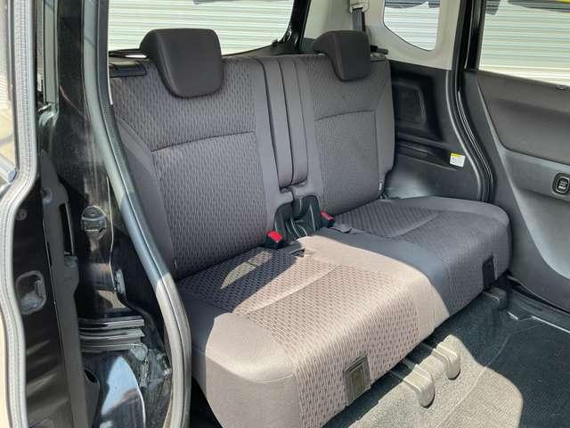 デリカＤ：２ ハイブリッドＳＺ　ナビパッケージ　自社　ローン　信用回復ローン　純正ナビ　フルセグＴＶ　Ｂｌｕｅｔｏｏｔｈ　アラウンドビュー　両側電動スライドドア　純正アルミホイール　衝突軽減ブレーキ　誤発進抑制　車線逸脱警報　シートヒーター　クルー（19枚目）