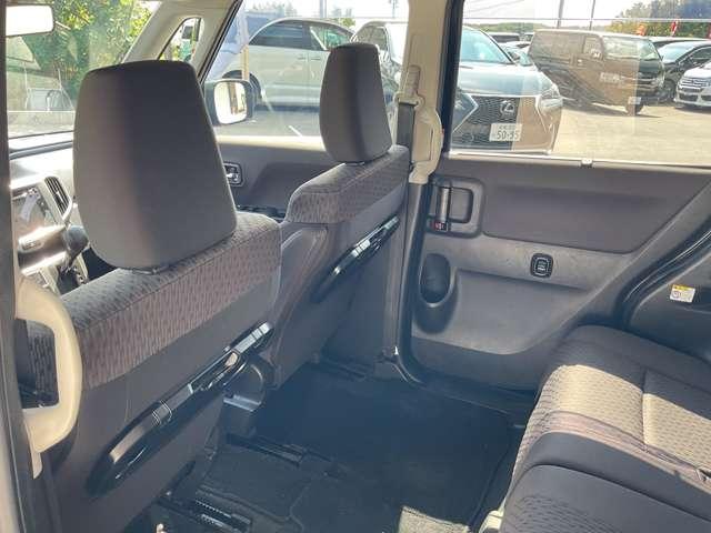 デリカＤ：２ ハイブリッドＳＺ　ナビパッケージ　自社　ローン　信用回復ローン　純正ナビ　フルセグＴＶ　Ｂｌｕｅｔｏｏｔｈ　アラウンドビュー　両側電動スライドドア　純正アルミホイール　衝突軽減ブレーキ　誤発進抑制　車線逸脱警報　シートヒーター　クルー（22枚目）