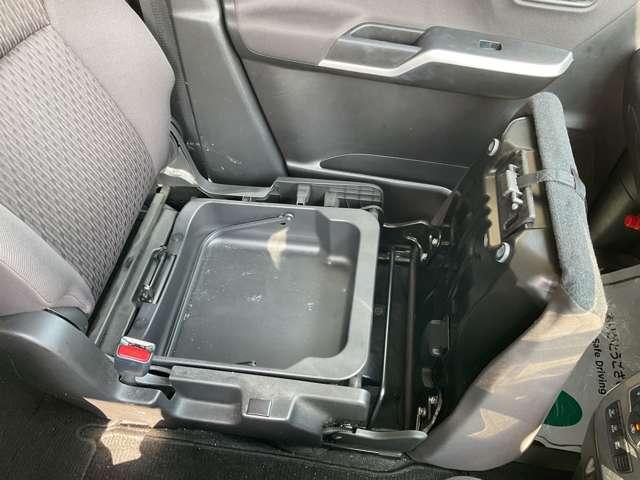 デリカＤ：２ ハイブリッドＳＺ　ナビパッケージ　自社　ローン　信用回復ローン　純正ナビ　フルセグＴＶ　Ｂｌｕｅｔｏｏｔｈ　アラウンドビュー　両側電動スライドドア　純正アルミホイール　衝突軽減ブレーキ　誤発進抑制　車線逸脱警報　シートヒーター　クルー（42枚目）