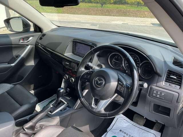 ＣＸ－５ ＸＤ　Ｌパッケージ　ディーゼルターボ　自社　ローン　信用回復ローン　ダイアトーンナビ・フルセグＴＶ　Ｂｌｕｅｔｏｏｔｈ　バック・サイドカメラ　ＥＴＣ　クルーズコントロール　ＢＯＳＥサウンド　アイドリングストップ　衝突軽減ブレーキ　リアビー（17枚目）