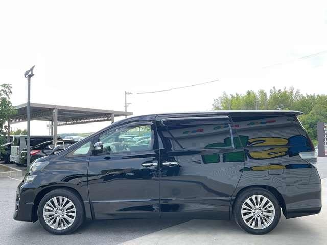 ヴェルファイア ２．４　Ｚ　ゴールデンアイズＩＩ　自社　ローン　信用回復ローン　純正８インチＨＤＤナビ・フルセグＴＶ・Ｂｌｕｅｔｏｏｔｈ・ＥＴＣ・バックカメラ・純正１８インチアルミ・両側パワースライドドア・前後クリアランスソナー・リアエアコ・ＨＩＤ（9枚目）