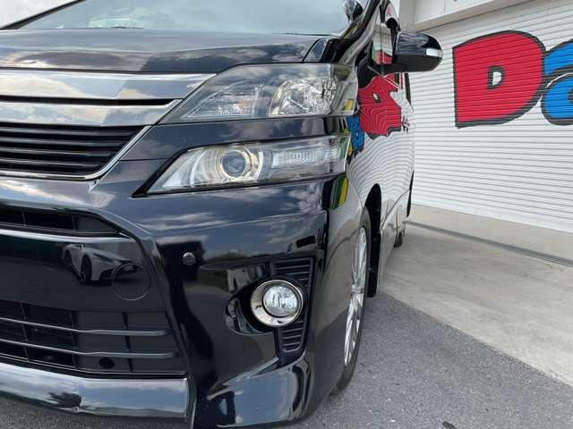 ヴェルファイア ２．４　Ｚ　ゴールデンアイズＩＩ　自社　ローン　信用回復ローン　純正８インチＨＤＤナビ・フルセグＴＶ・Ｂｌｕｅｔｏｏｔｈ・ＥＴＣ・バックカメラ・純正１８インチアルミ・両側パワースライドドア・前後クリアランスソナー・リアエアコ・ＨＩＤ（13枚目）