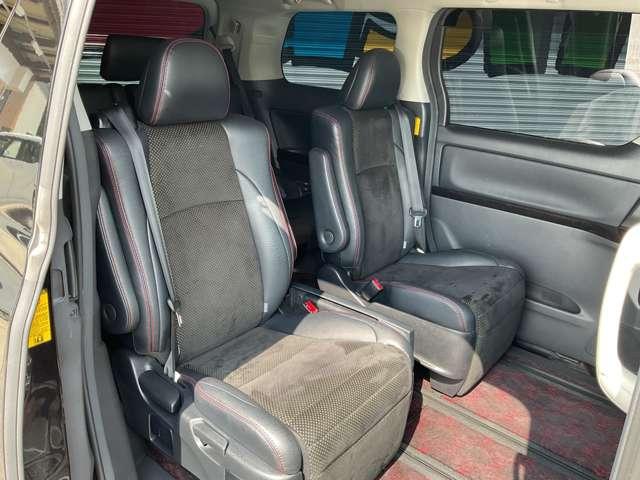 ヴェルファイア ２．４　Ｚ　ゴールデンアイズＩＩ　自社　ローン　信用回復ローン　純正８インチＨＤＤナビ・フルセグＴＶ・Ｂｌｕｅｔｏｏｔｈ・ＥＴＣ・バックカメラ・純正１８インチアルミ・両側パワースライドドア・前後クリアランスソナー・リアエアコ・ＨＩＤ（18枚目）