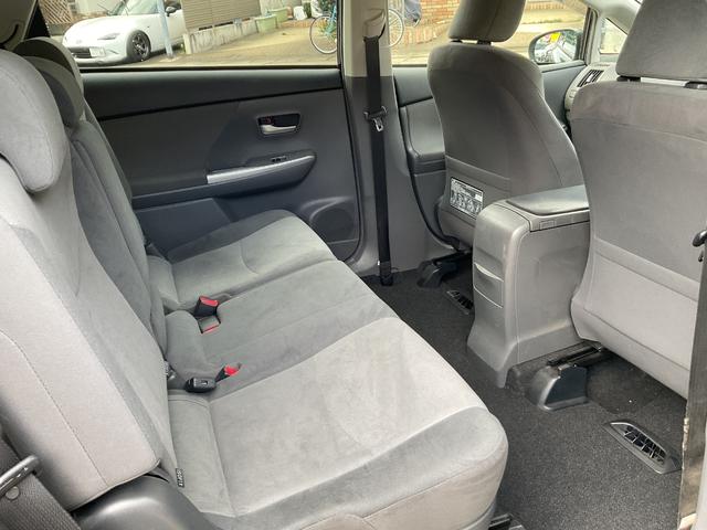 プリウスアルファ Ｓ　パナソニックＳＤナビ・フルセグＴＶ・Ｂｌｕｅｔｏｏｔｈ・バックカメラ・ＥＴＣ・ＬＥＤオートライト・フォグランプ・寒冷地仕様・社外レーダー（17枚目）