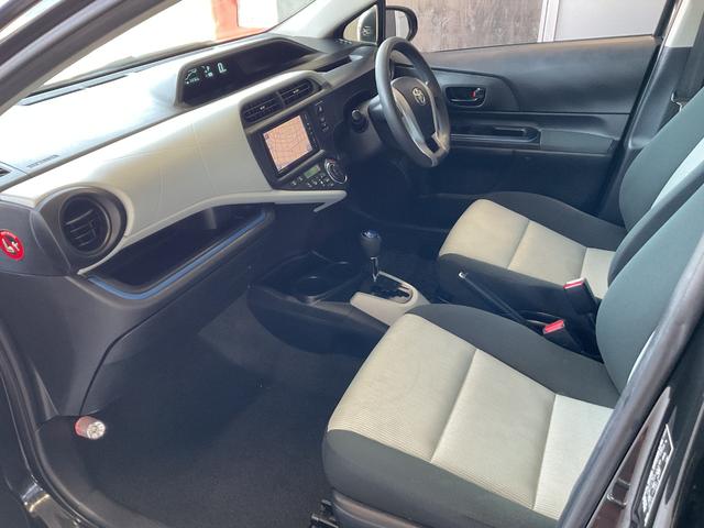 アクア Ｓ　社外ＳＤナビ・フルセグＴＶ・Ｂｌｕｅｔｏｏｔｈ・バックカメラ・ＥＴＣ・社外アルミホイール・ＨＩＤオートライト・アイドリングストップ・プッシュスタート・ヘッドライトレベライザー・オートリトラミラー（15枚目）