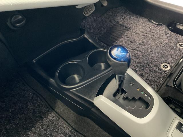 アクア Ｓ　社外ＳＤナビ・フルセグＴＶ・Ｂｌｕｅｔｏｏｔｈ・バックカメラ・ＥＴＣ・社外アルミホイール・ＨＩＤオートライト・アイドリングストップ・プッシュスタート・ヘッドライトレベライザー・オートリトラミラー（33枚目）