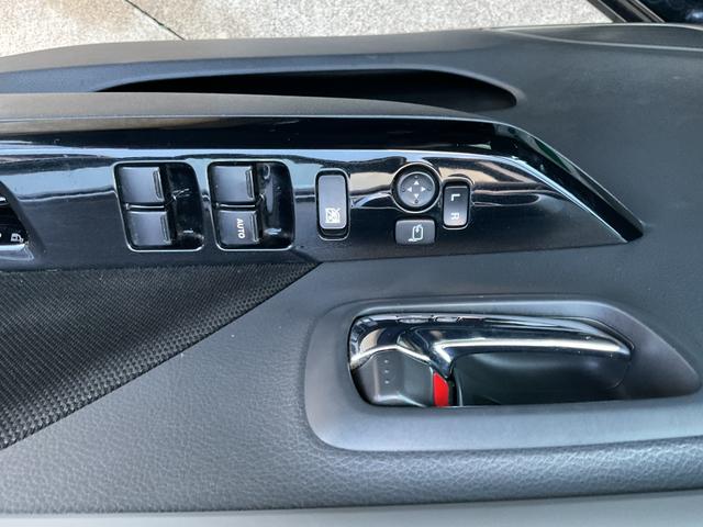 ワゴンＲスティングレー Ｘ　純正オーディオ・ＣＤ・ラジオ・ＥＴＣ・スマートキー・ＨＩＤオートライト・フォグランプ・プッシュスタート・アイドリングストップ・社外アルミホイール（35枚目）