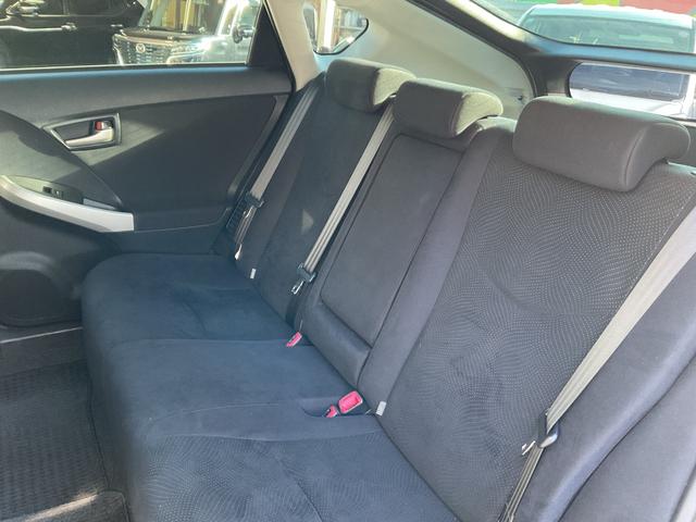 プリウス Ｓ　純正ＳＤナビ・ワンセグＴＶ・Ｂｌｕｅｔｏｏｔｈ・バックカメラ・ＥＴＣ・ＨＩＤライト・ステアリングリモコン・純正アルミホイール（20枚目）