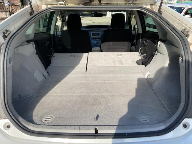 プリウス Ｓ　純正ＳＤナビ・ワンセグＴＶ・Ｂｌｕｅｔｏｏｔｈ・バックカメラ・ＥＴＣ・ＨＩＤライト・ステアリングリモコン・純正アルミホイール（22枚目）