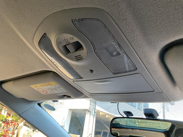 プリウス Ｓ　純正ＳＤナビ・ワンセグＴＶ・Ｂｌｕｅｔｏｏｔｈ・バックカメラ・ＥＴＣ・ＨＩＤライト・ステアリングリモコン・純正アルミホイール（44枚目）