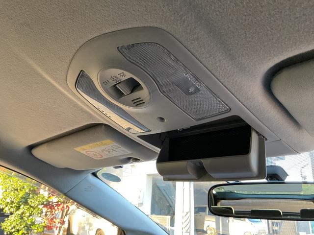 プリウス Ｓ　純正ＳＤナビ・ワンセグＴＶ・Ｂｌｕｅｔｏｏｔｈ・バックカメラ・ＥＴＣ・ＨＩＤライト・ステアリングリモコン・純正アルミホイール（45枚目）