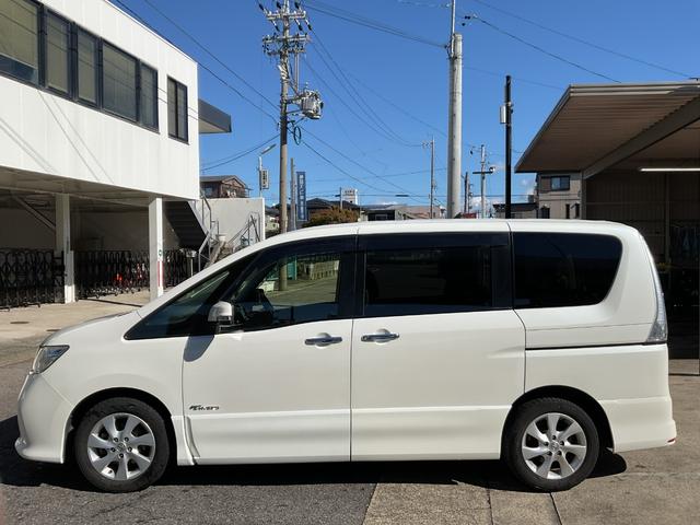 セレナ ハイウェイスター　Ｓ－ハイブリッド　純正メモリーナビ・ＴＶ・ＤＶＤ・バックカメラ・ＥＴＣ・純正アルミホイール・両側電動スライドドア・アイドリングストップ・オートライト・フォグランプ・プッシュスタート・ドアバイザー（7枚目）