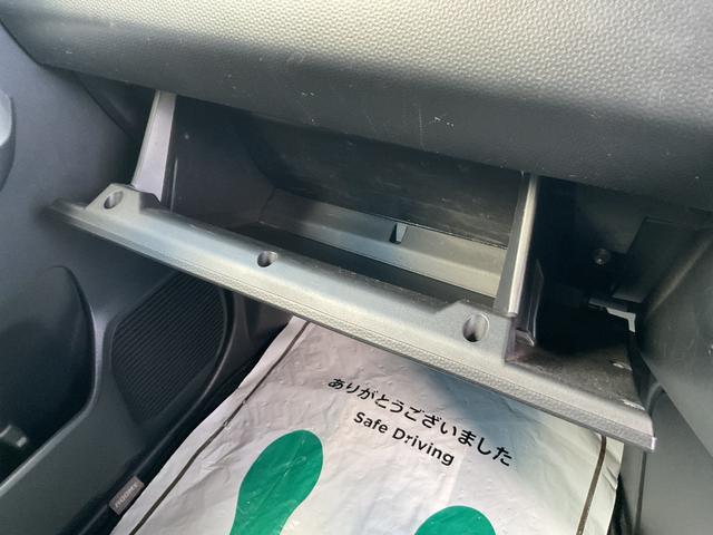 ルーミー カスタムＧ　Ｓ　純正メモリーナビ・フルセグＴＶ・ＤＶＤ・Ｂｌｕｅｔｏｏｔｈ・バックカメラ・ＥＴＣ・ワンオーナー・両側電動スライドドア・オートミラー・ステンリングリモコン・純正アルミホイール・ＬＥＤライト・フォグランプ（37枚目）