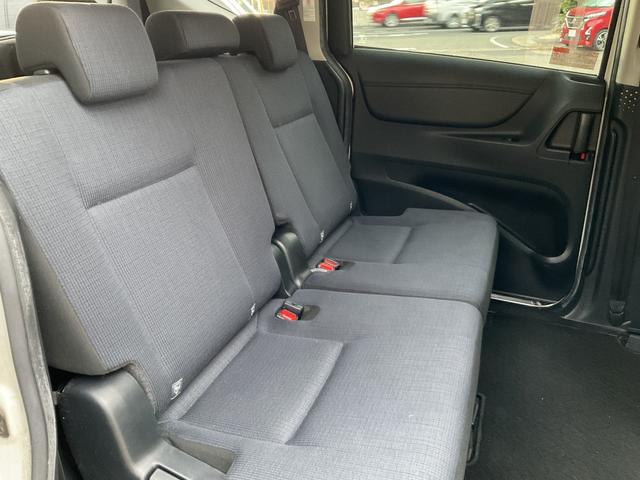 シエンタ Ｇ　社外ＳＤナビ・フルセグＴＶ・ＤＶＤ・Ｂｌｕｅｔｏｏｔｈ・ＥＴＣ・プリクラッシュセーフティー・ヘッドライトレベライザー（18枚目）