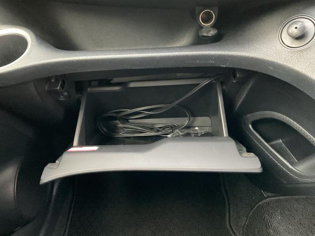 シエンタ Ｇ　社外ＳＤナビ・フルセグＴＶ・ＤＶＤ・Ｂｌｕｅｔｏｏｔｈ・ＥＴＣ・プリクラッシュセーフティー・ヘッドライトレベライザー（39枚目）