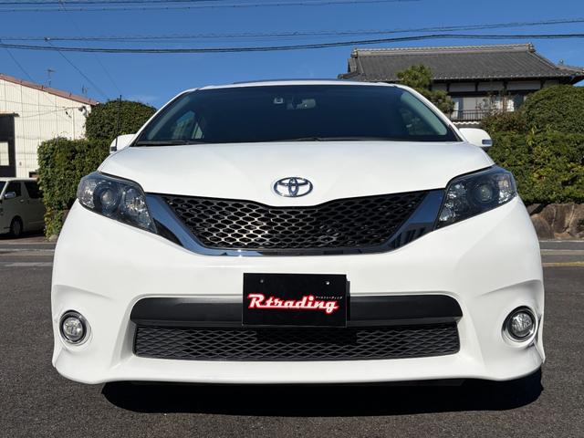 シエナ SE 新車並行 実走行 アルパインBIGXナビ アルパインフリップダウンモニター 両側パワスラ サンルーフ パワーバックドア ハーフレザー バックモニター ETC ダウンサス(5枚目)