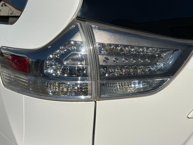 シエナ SE 新車並行 実走行 アルパインBIGXナビ アルパインフリップダウンモニター 両側パワスラ サンルーフ パワーバックドア ハーフレザー バックモニター ETC ダウンサス(22枚目)