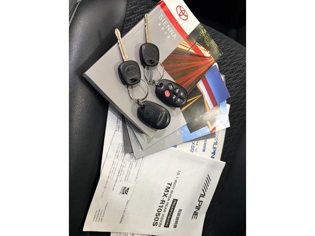 シエナ SE 新車並行 実走行 アルパインBIGXナビ アルパインフリップダウンモニター 両側パワスラ サンルーフ パワーバックドア ハーフレザー バックモニター ETC ダウンサス(46枚目)