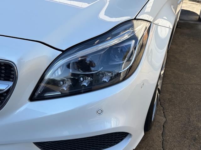 ＣＬＳクラス ＣＬＳ２２０　ブルーテック　ＡＭＧライン　サンルーフ　純正ナビ　アラウンドビュー　メモリーパワーシート　パワートランク　本革シート　地デジ　ＢＳＭ　純正ドラレコ　レーダーセーフティ（8枚目）
