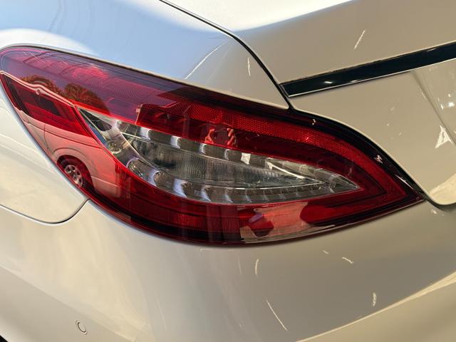 ＣＬＳクラス ＣＬＳ２２０　ブルーテック　ＡＭＧライン　サンルーフ　純正ナビ　アラウンドビュー　メモリーパワーシート　パワートランク　本革シート　地デジ　ＢＳＭ　純正ドラレコ　レーダーセーフティ（26枚目）