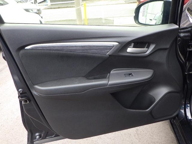 シャトル ハイブリッドZ ETC バックカメラ TV オートクルーズコントロール 衝突被害軽減システム アルミホイール LEDヘッドランプ スマートキー 電動格納ミラー シートヒーター AT 盗難防止システム 衝突安全ボディ(29枚目)