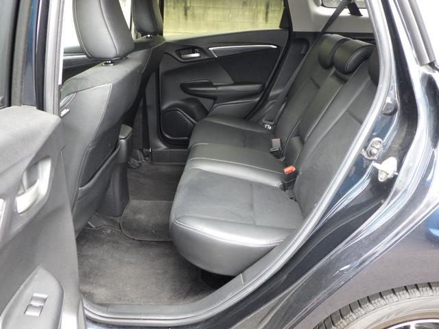 シャトル ハイブリッドZ ETC バックカメラ TV オートクルーズコントロール 衝突被害軽減システム アルミホイール LEDヘッドランプ スマートキー 電動格納ミラー シートヒーター AT 盗難防止システム 衝突安全ボディ(35枚目)