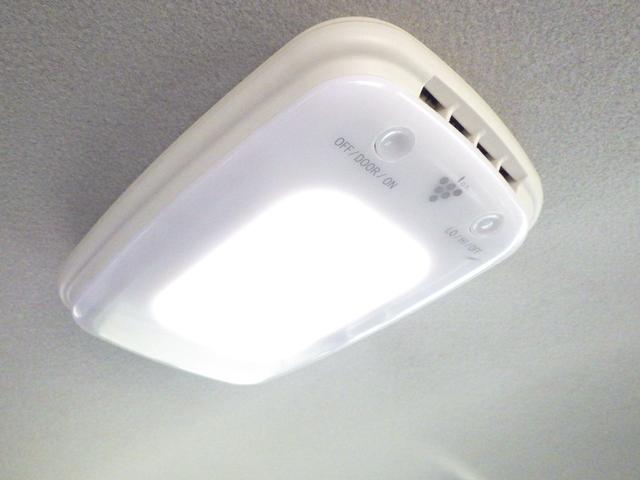 シャトル ハイブリッドZ ETC バックカメラ TV オートクルーズコントロール 衝突被害軽減システム アルミホイール LEDヘッドランプ スマートキー 電動格納ミラー シートヒーター AT 盗難防止システム 衝突安全ボディ(41枚目)