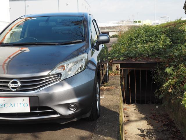 高級装備のオートライト付き（＾＾♪　夜間の運転も安心で消し忘れも防止できます。バッテリー上りも防げますね◎