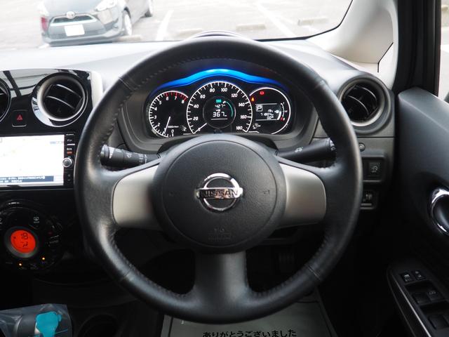 メダリスト専用のレザーハンドルもカッコよくて、高級感もばっちり◎　専用のメータもかっこいい☆