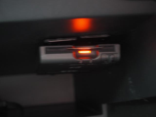 便利なＥＴＣ付き　高速で２５〜３０キロのびました（＾＾♪　ハイブリッドなみの燃費です！！僕も１台買います☆